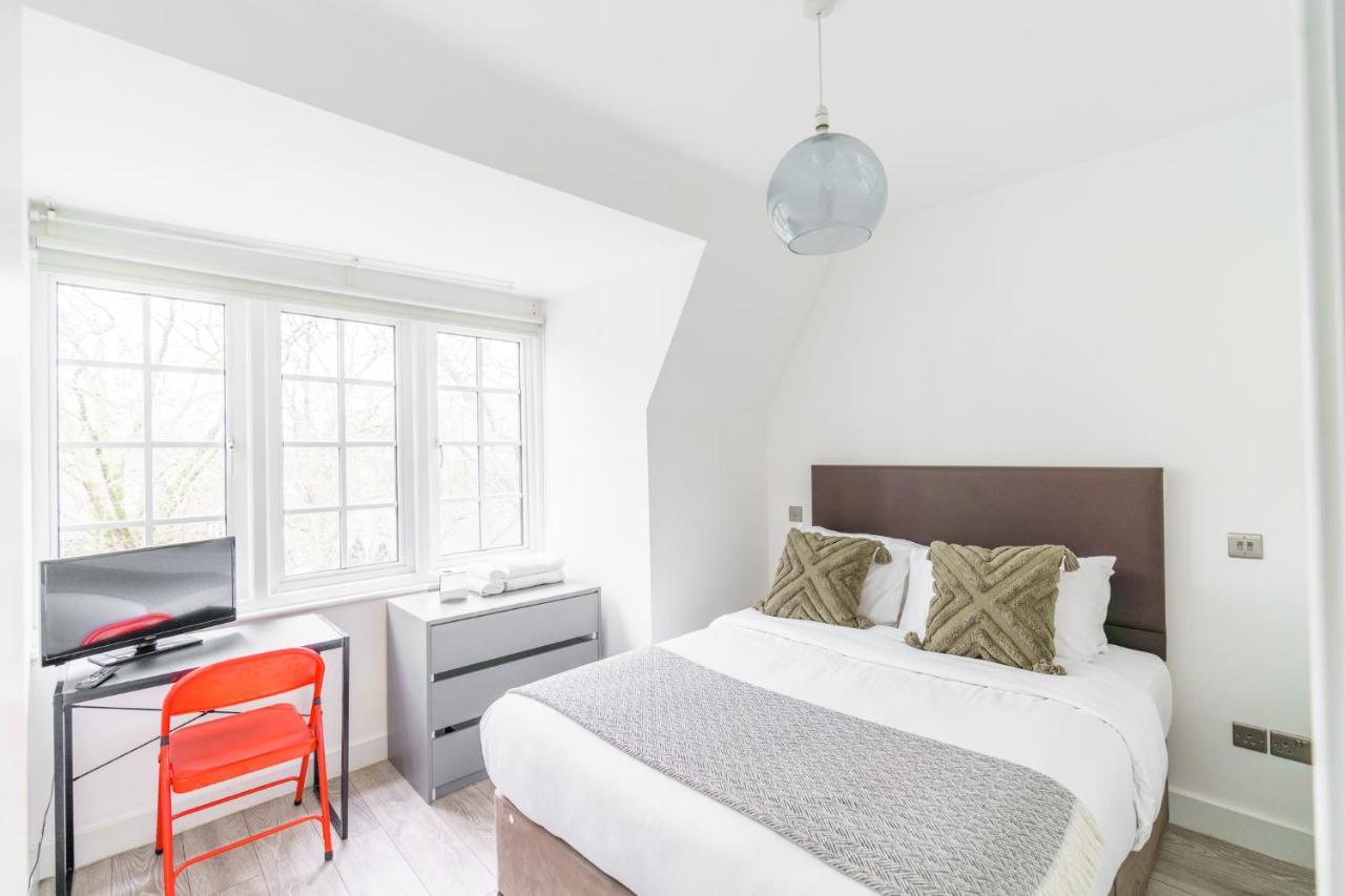 Top Floor Apartment High Street Kensington London Exterior photo