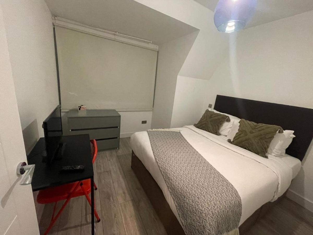 Top Floor Apartment High Street Kensington London Exterior photo