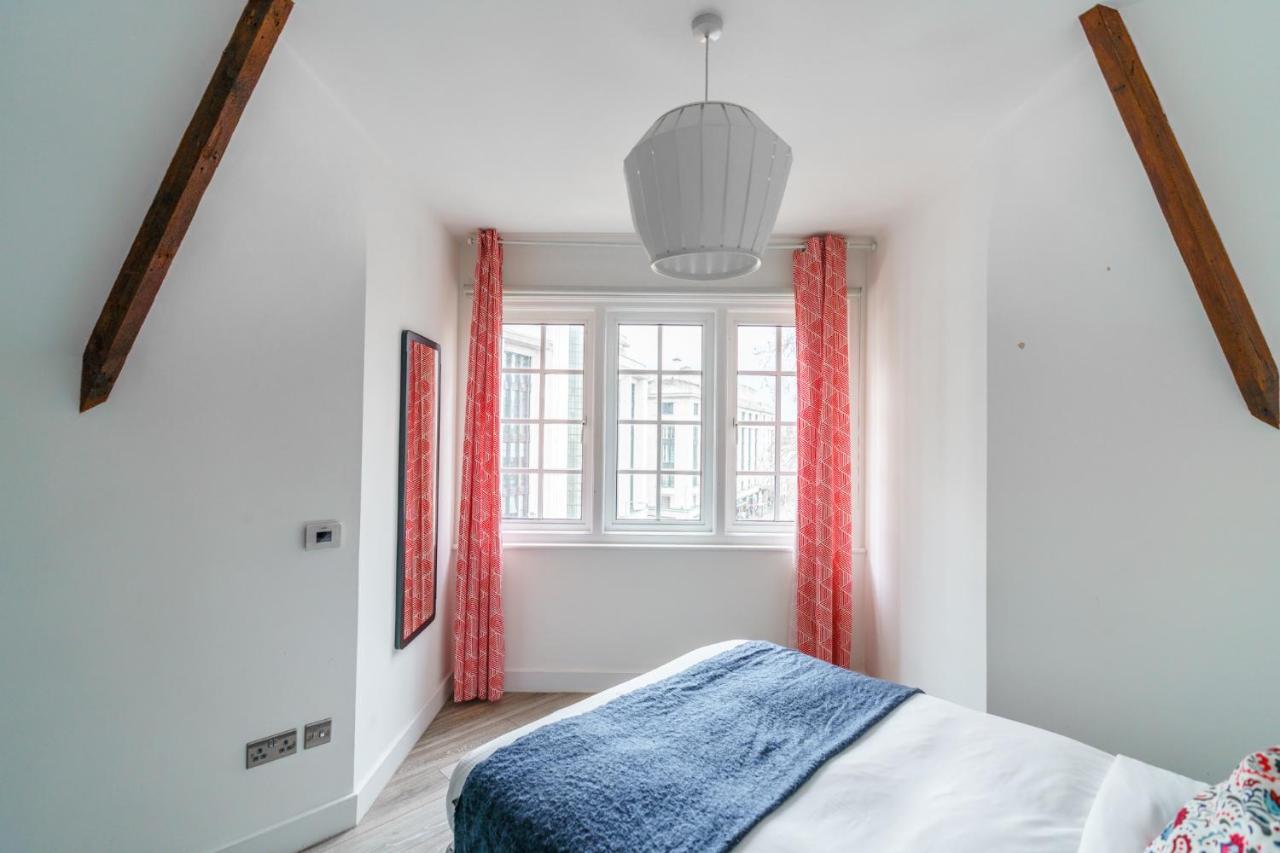 Top Floor Apartment High Street Kensington London Exterior photo